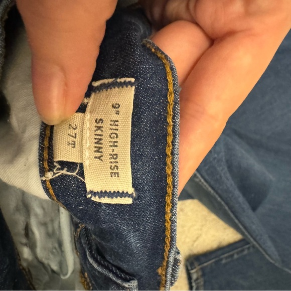Madewell | Women’s 9inch High Rise Skinny Jeans - Picture 6 of 7